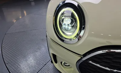 MINI Clubman 2021, 59889 км, за 14375.74 USD - фото 22