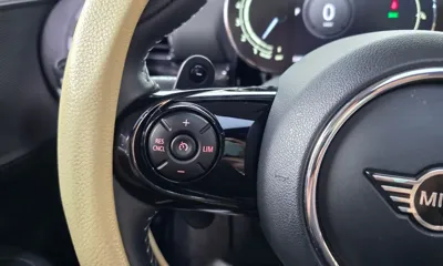 MINI Clubman 2021, 59889 км, за 14375.74 USD - фото 31
