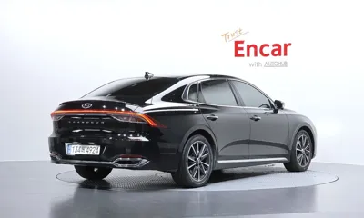 Hyundai Grandeur 2022, 78653 км, за 15244.31 USD