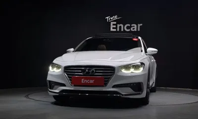 Hyundai Grandeur 2018, 78157 км, за 12361.19 USD