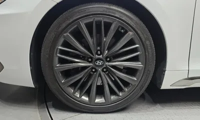 Hyundai Grandeur 2018, 78157 км, за 12361.19 USD