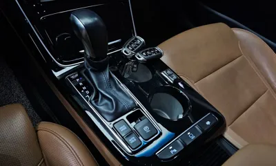 Hyundai Grandeur 2018, 78157 км, за 12275.17 USD - фото 9