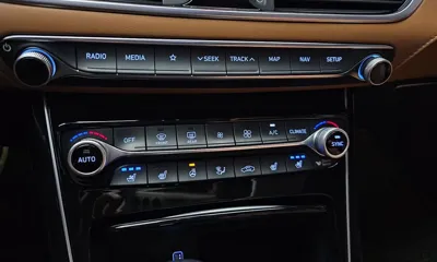 Hyundai Grandeur 2018, 78157 км, за 12275.17 USD - фото 18