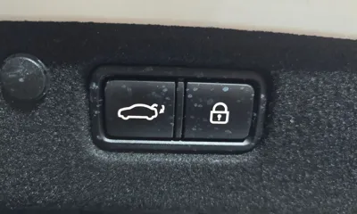 Hyundai Grandeur 2018, 78157 км, за 12275.17 USD - фото 32