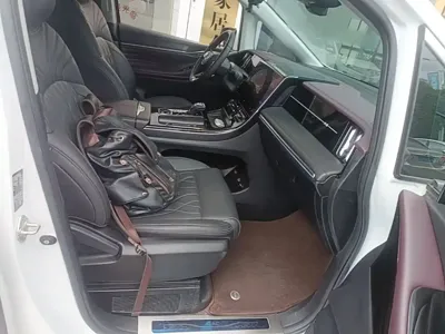 GAC Motor Trumpchi M8 2023, 33500 км, за 20761.81 USD - фото 25