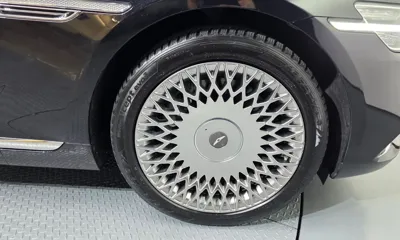Genesis G90 2021, 229453 км, за 19692.79 USD