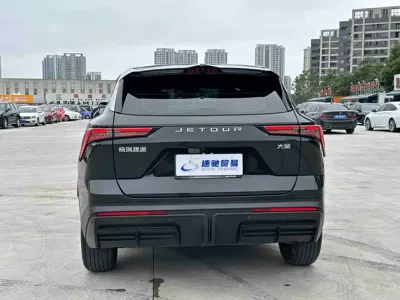 Jetour Dasheng 2023, 9900 км, за 14643.31 USD