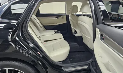 Hyundai Grandeur 2022, 17231 км, за 18037.37 USD - фото 12
