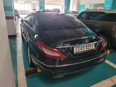 Mercedes-Benz CLS-Class 2014, 125150 км, за 7466.14 USD
