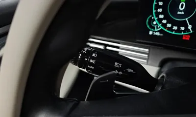 Hyundai Grandeur 2022, 39084 км, за 19478.84 USD - фото 30