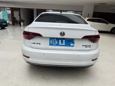 Volkswagen Sagitar 2021, 120000 км, за 7732.1 USD