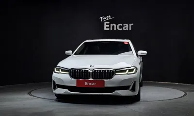 BMW 5-Series 2023, 47543 км, за 22107.17 USD