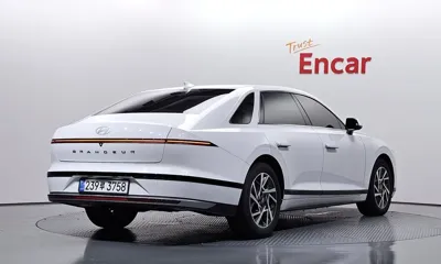 Hyundai Grandeur 2026, 7987 км, за 20752.03 USD