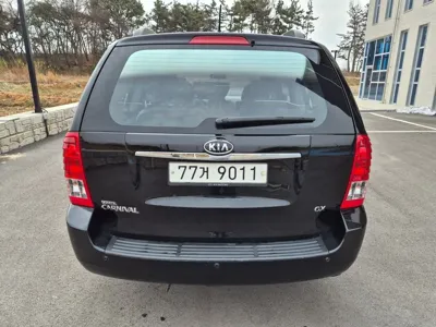Kia Canival 2011, 140260 км, за 2593.77 USD