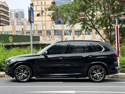 BMW X5 2023, 40000 км, за 57091.3 USD