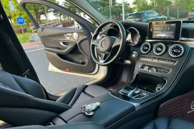 Mercedes-Benz C-Class 2016, 103100 км, за 13960 USD - фото 11