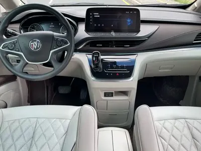 Buick GL8 2023, 80000 км, за 17677.59 USD