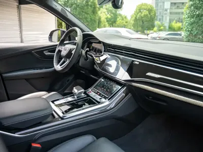 Audi SQ7 2025, 20000 км, за 99762.63 USD - фото 18