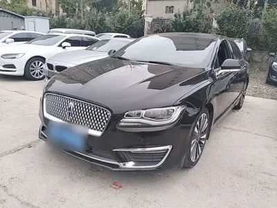 Lincoln MKZ · 2019 год