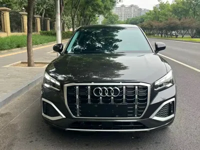 Audi Q2L 2022, 28000 км, за 18953.09 USD