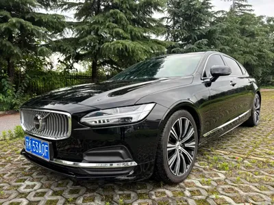 Volvo S90 · 2022 год