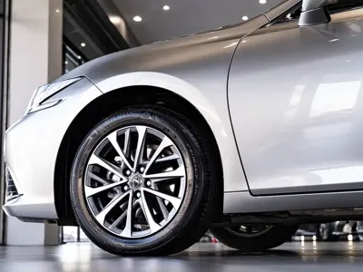 Lexus ES 2025, 10200 км, за 41141.05 USD - фото 8