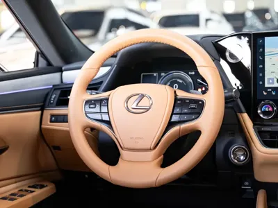 Lexus ES 2025, 10200 км, за 41141.05 USD - фото 14