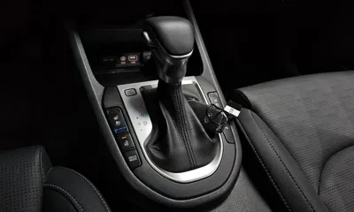 Kia K3 2019, 40988 км, за 8986.13 USD - фото 9