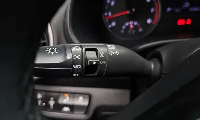 Kia K3 2019, 40988 км, за 8986.13 USD - фото 27