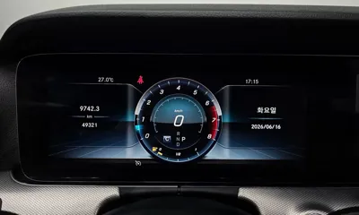 Mercedes-Benz E-Class 2019, 49321 км, за 19698.59 USD - фото 8