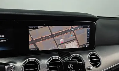 Mercedes-Benz E-Class 2019, 49321 км, за 19698.59 USD - фото 12