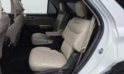 Ford Explorer 2022, 58257 км, за 22801.31 USD - фото 26