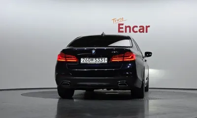 BMW 5-Series 2020, 56146 км, за 21086.74 USD