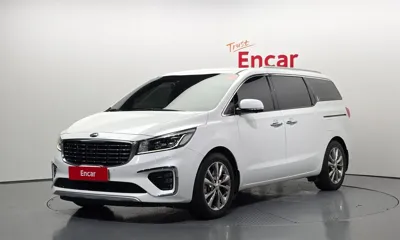 Kia Canival · 2019 год
