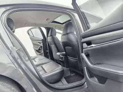 Mazda 3 Axela 2021, 50000 км, за 8504.84 USD - фото 13