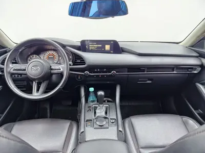 Mazda 3 Axela 2021, 50000 км, за 8504.84 USD - фото 19