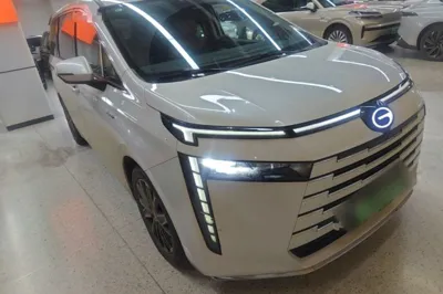 GAC Trumpchi E8 New Energy 2024, 28100 км, за 23868 USD