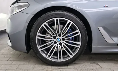 BMW 5-Series 2019, 124713 км, за 17781.61 USD