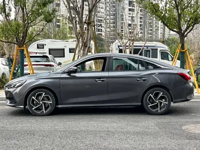 MG MG5 2021, 60000 км, за 5267.7 USD - фото 8