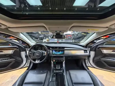 Jaguar XFL 2020, 90000 км, за 14419.97 USD - фото 9