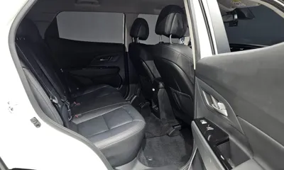 KG_Mobility_Ssangyong KORANDO 2023, 66789 км, за 11618.75 USD - фото 12