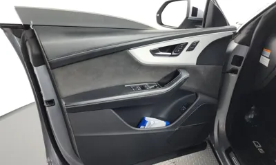 Audi Q8 2022, 117634 км, за 34505.42 USD - фото 24