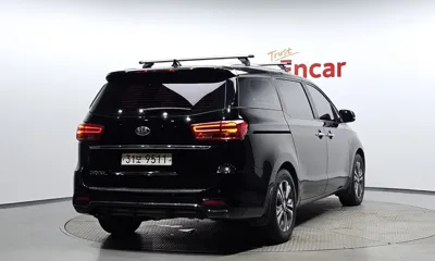 Kia Canival 2019, 190152 км, за 7205.19 USD