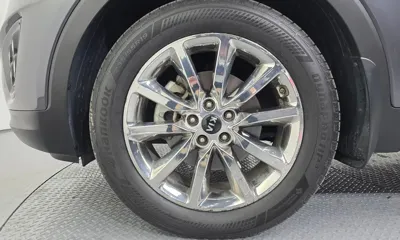 Kia Sorento 2017, 108874 км, за 8736.18 USD