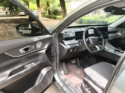 Chery Tiggo 8 Plus 2025, 18100 км, за 11403.98 USD - фото 12