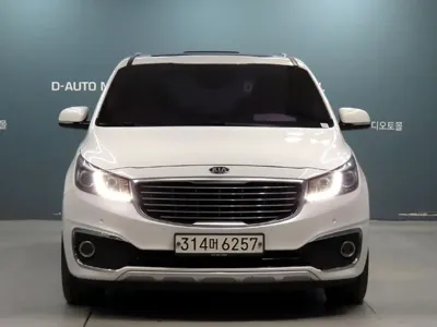 Kia Canival 2017, 311498 км, за 4225.44 USD