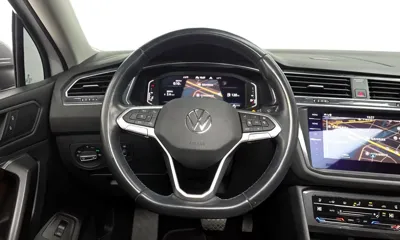 Volkswagen Tiguan 2023, 55849 км, за 20151.96 USD - фото 13