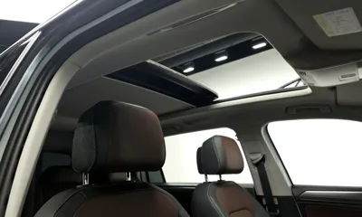 Volkswagen Tiguan 2023, 55849 км, за 20151.96 USD - фото 17