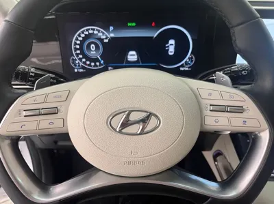 Hyundai Grandeur 2023, 76774 км, за 14651.29 USD