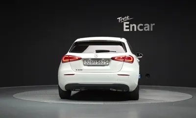 Mercedes-Benz A-Class 2019, 18428 км, за 13976.46 USD